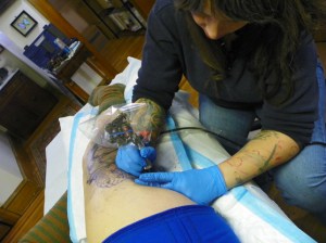TeeJay tattooing Sara