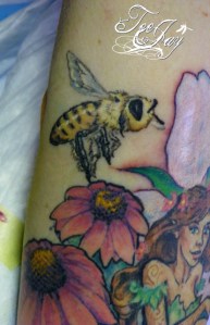 bee tattoo