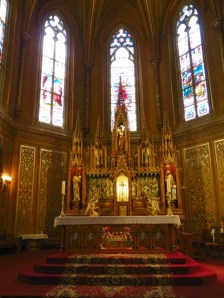 altar at St Michaels