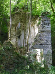 corner of building Vallee du Madet