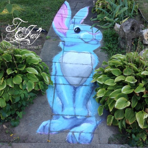 day068sidewalkbunnyright